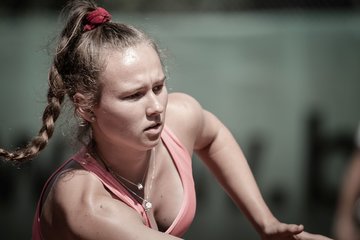 Ausschnitte 1225 - Ausschnitte